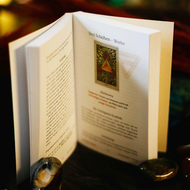 TAROT - Spiegel deiner neuen Zeit- Buch